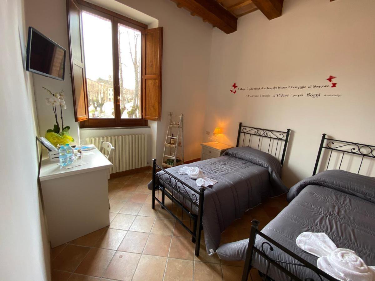 Locanda Della Pieve Pievebovigliana Luaran gambar
