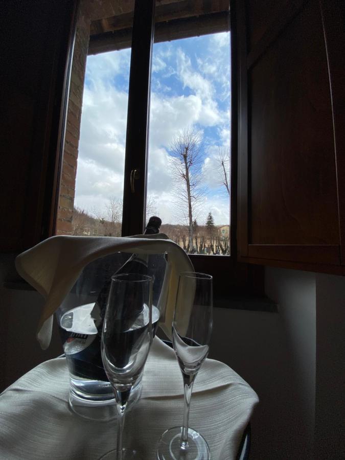 Locanda Della Pieve Pievebovigliana Luaran gambar