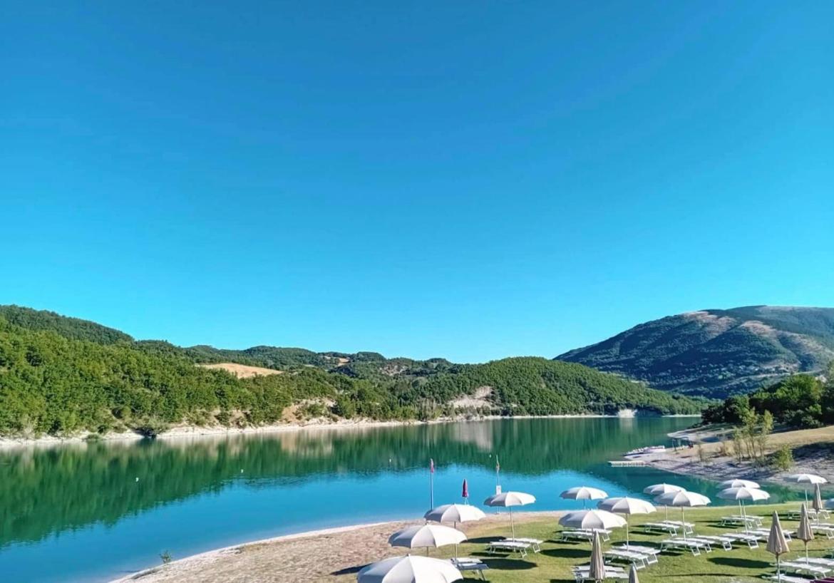 Locanda Della Pieve Pievebovigliana Luaran gambar